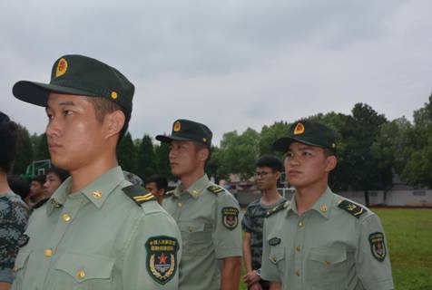 教官亮相